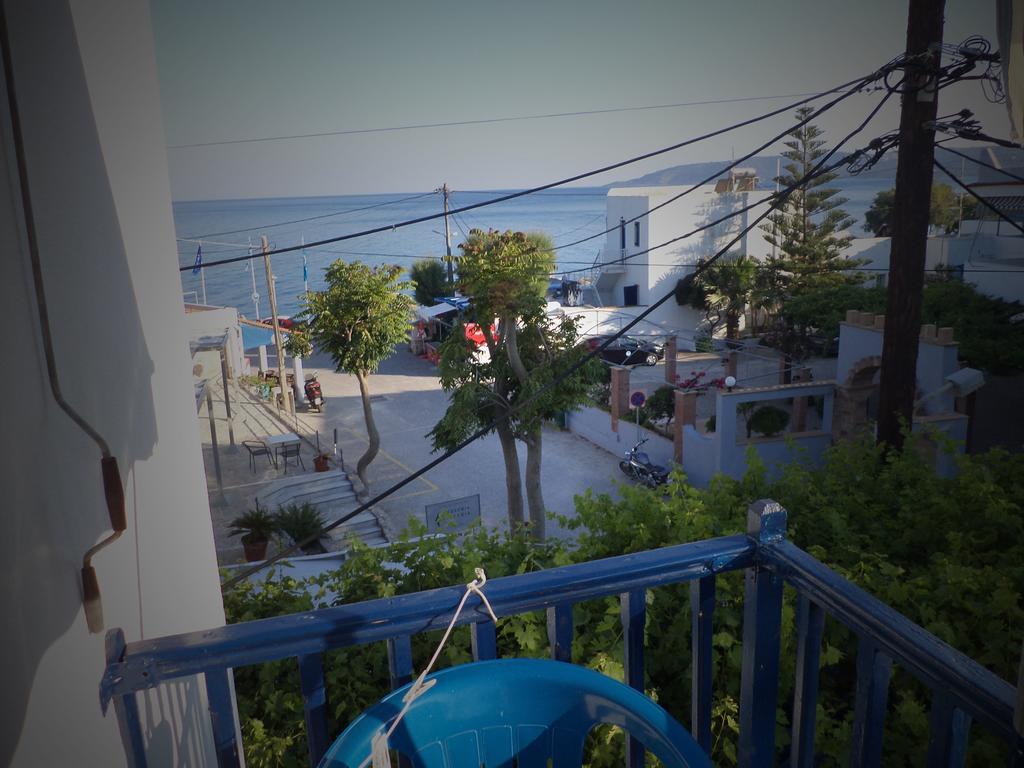 To Kamari Apartment Paralia Agias Foteinis Ruang foto