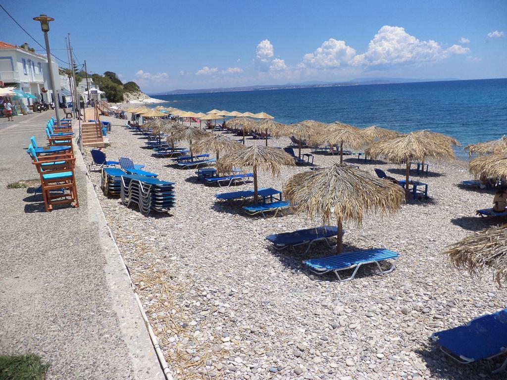 To Kamari Apartment Paralia Agias Foteinis Bagian luar foto