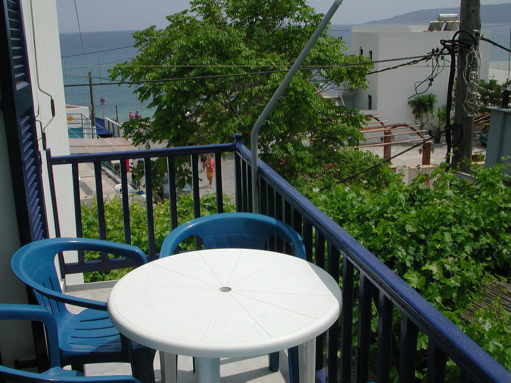 To Kamari Apartment Paralia Agias Foteinis Bagian luar foto