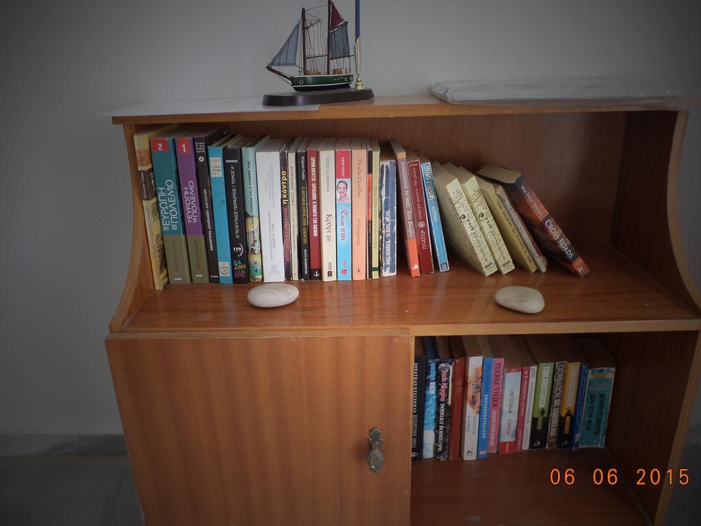 To Kamari Apartment Paralia Agias Foteinis Bagian luar foto