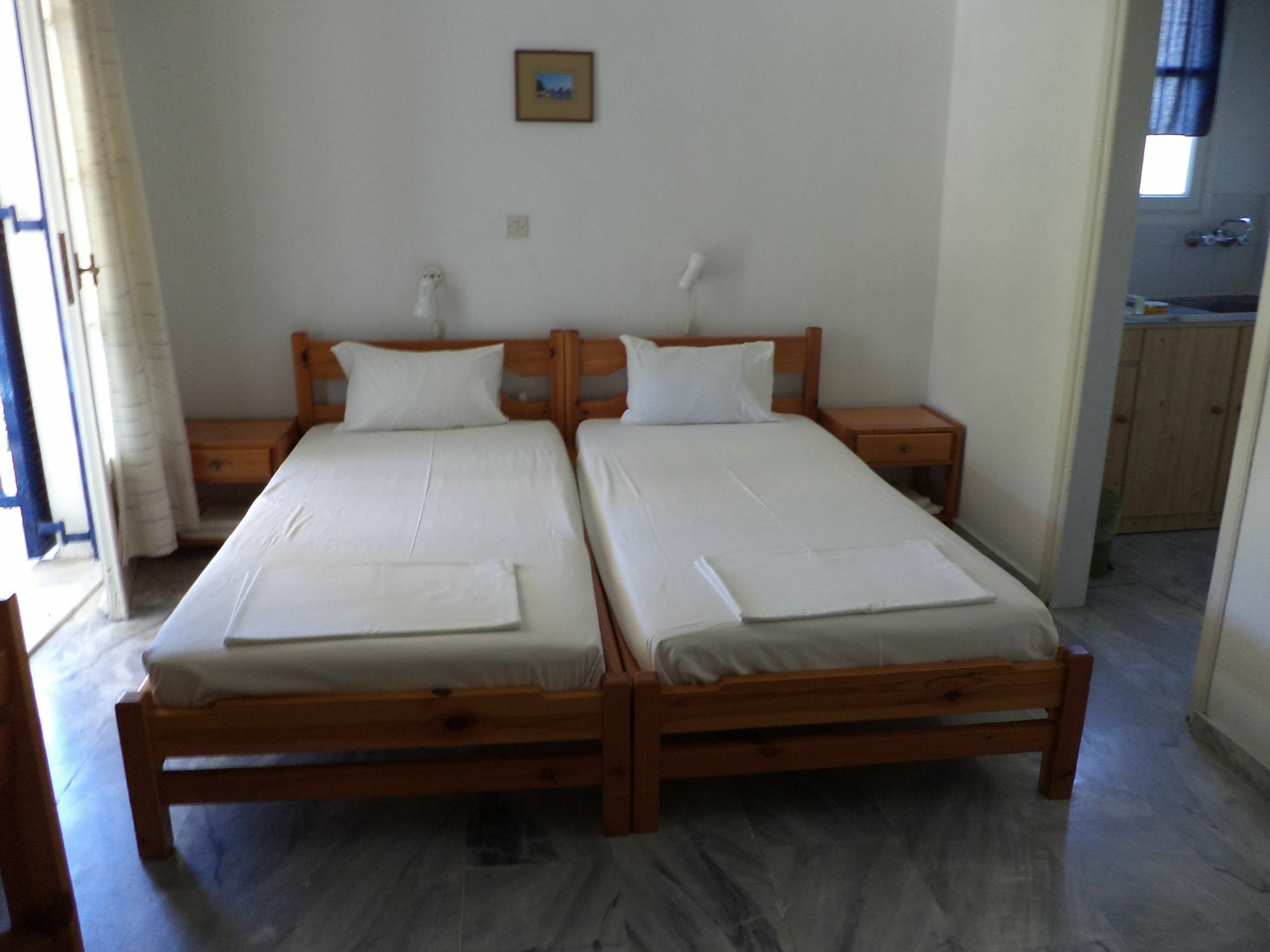 To Kamari Apartment Paralia Agias Foteinis Bagian luar foto